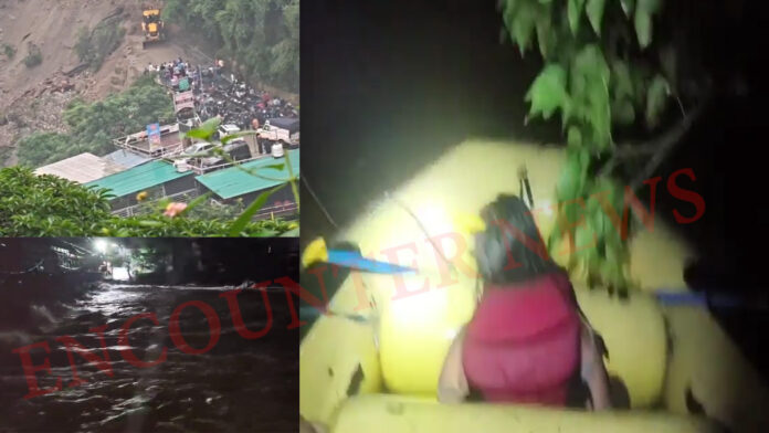 Dehradun-Mussoorie Road पर हुई Landslide, फंसे वाहन, देखें वीडियो