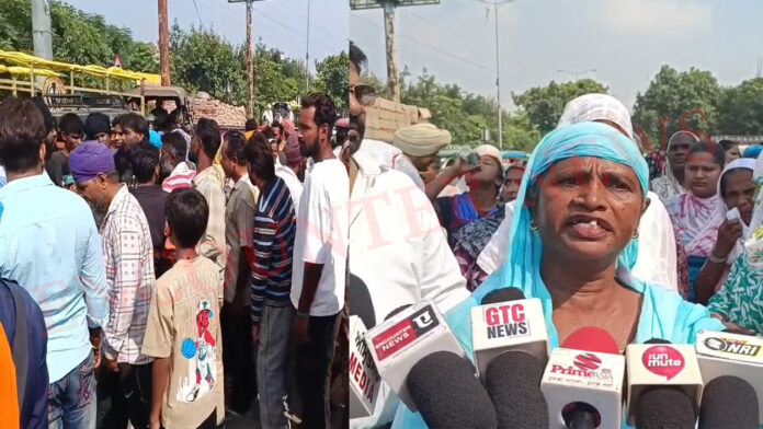 Punjab News: संदिग्ध परिस्थितियों में नौजवान की मौत पर परिजनों ने किया रोड जाम, देखें वीडियो