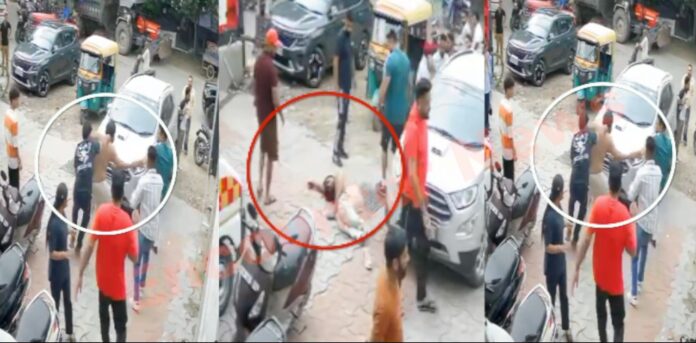 लड़की को “बुग्गा” कहना पड़ा भारी, खूनी झड़प में 5 घायल, देखें वीडियो