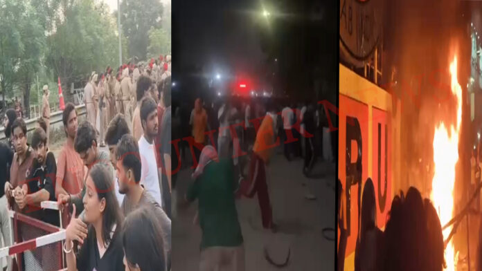 LPU में छात्रों का उग्र प्रदर्शन, Girls Hostel में Rape का मैसेज हुआ Viral, देखें वीडियो