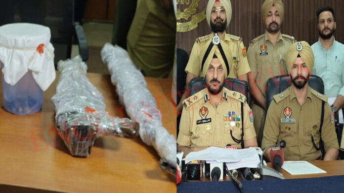 10 किलो हेरोइन AK-47 और AK-56 सहित 3 गिरफ्तार