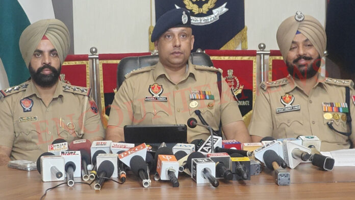 Punjab News: पुलिस टीम ने 24 घंटे के अंदर 'ब्लाइंड मर्डर' केस को सुलझाया, देखें वीडियो