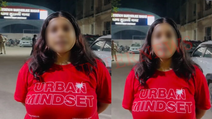 गाड़ी से पीछा कर DU की छात्रा से छेड़छाड़; FIR दर्ज न करने के लगे आरोप, देखें Viral Video