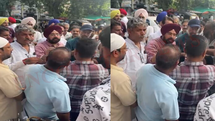 थाने में 2 पुलिसकर्मियों में जमकर चले लात घूंसे, दोनों लाइन हाजिर, देखें वीडियो