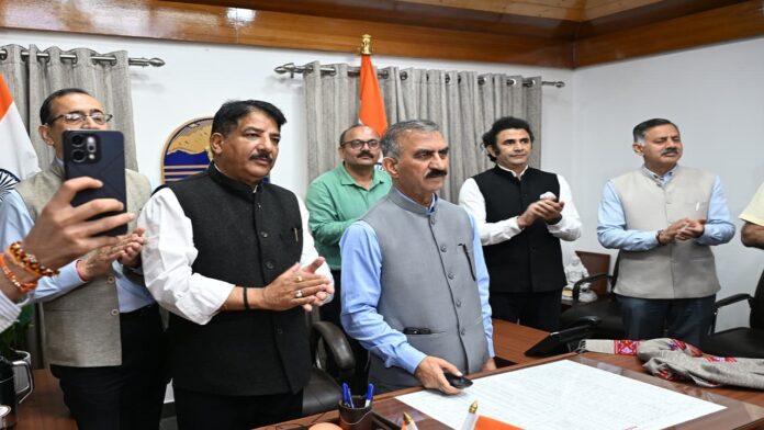 मुख्यमंत्री ने 'सहकार सदन' के नवीनीकरण कार्य का शिलान्यास किया
