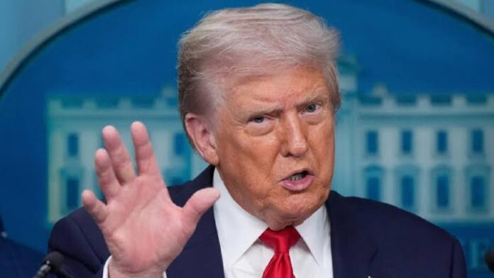 Donald Trump ने 10% से बढ़ाकर 100% किया टैरिफ, क्या भारत पर होगा इसका असर?