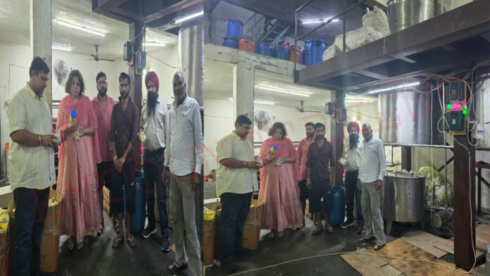 Punjab News: फूड सेफ्टी विभाग की देसी घी फैक्टरी पर दबिश, 675 किलो एक्सपायर घी जब्त, देखें वीडियो