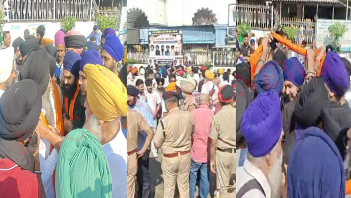 Jalandhar News: पुलिस ने छोड़े डिटेन किए 5 प्रदर्शनकारी, समर्थकों में उत्साह, देखें वीडियो