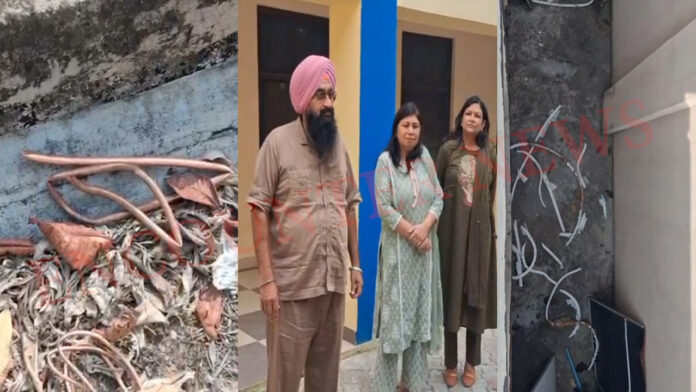 Punjab News: स्कूल से चोरो ने चुराए AC यूनिट, शिकायत देने पर फिर दिया वारदात को अंजाम, देखें वीडियो
