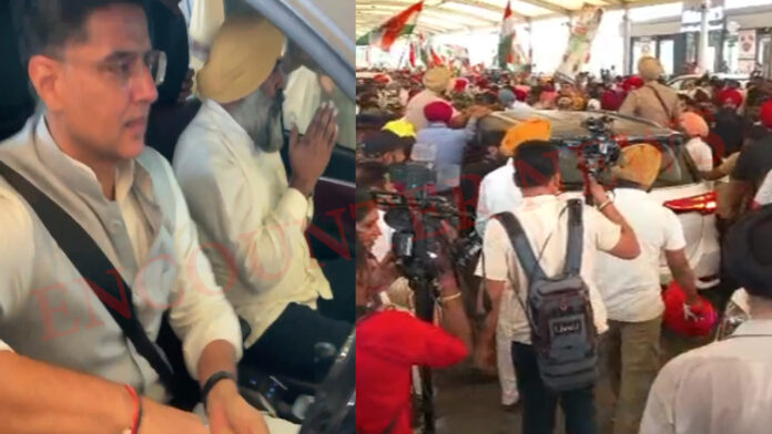 Punjab News: गाड़ी में कांग्रेस प्रधान परगट सिंह के पायलट बने सचिन, देखें वीडियो