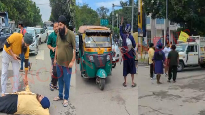 Punjab News: परविंदर झोटा फायरिंग मामलाः मोहाली में प्रदर्शनकारियों ने की सड़क जाम, देखें वीडियो