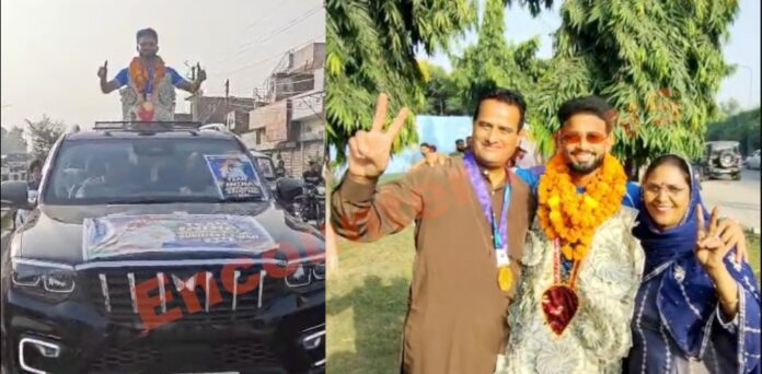 Jalandhar News: Gold Medal जीतने के बाद लौटे हॉकी खिलाड़ी सुखजीत, आतिशबाजी और ढोल से हुआ स्वागत, देखें वीडियो