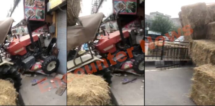 Jalandhar News: दुकानों में घुसी पराली से ओवरलोड ट्रॉली, देखें वीडियो