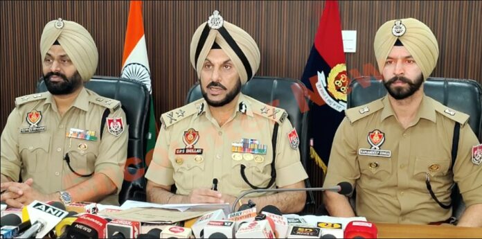 Punjab News: टारगेट किलिंग की साजिश नाकाम, 3 किलो हेरोइन व हैंड ग्रेनेड बरामद, 7 गिरफ्तार, देखें वीडियो