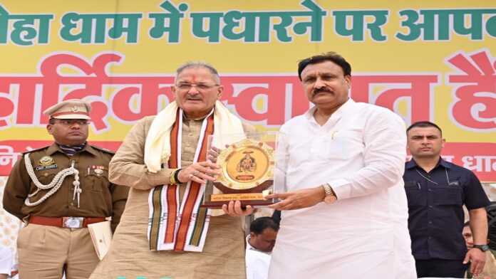 राज्यपाल ने आत्मनिर्भरभारत के निर्माण के लिए सामूहिक प्रयासों का किया आह्वान