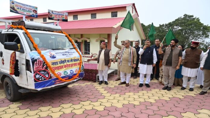 राज्यपाल ने कसौली में नशा मुक्त समाज के निर्माण के लिए ‘संकल्प रथ यात्रा’ का शुभारंभ किया