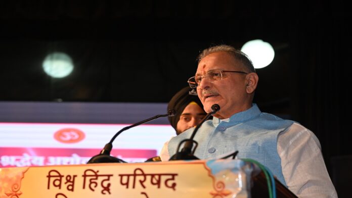 अशोक सिंघल का जीवन भारतीय संस्कृति के प्रति समर्पण की प्रेरणाः राज्यपाल