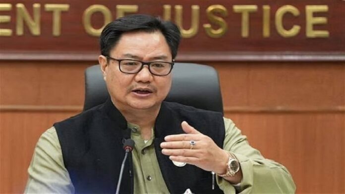 Kiren Rijiju ने विपक्ष पर किया पलटवार, बोले - 'भारत में फ्रांस जैसी साजिश रची गई थी'