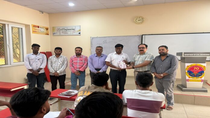 Meharchand Polytechnic College के Civil Engineering विभाग ने इस विषय पर लगाया Lecture
