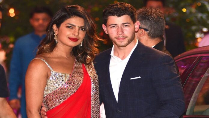 विदेश में रहकर करवाचौथ मनाती दिखी Priyanka Chopra, पति Nick संग शेयर की तस्वीरें