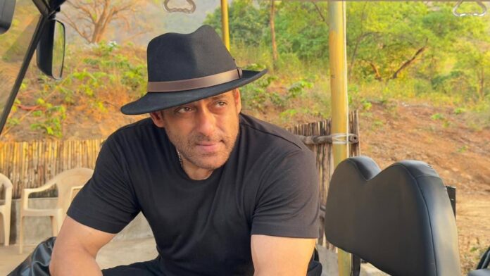 Salman Khan की बढ़ी मुश्किलें, इस मामले में दिल्ली हाईकोर्ट ने एक्टर से मांगा जवाब